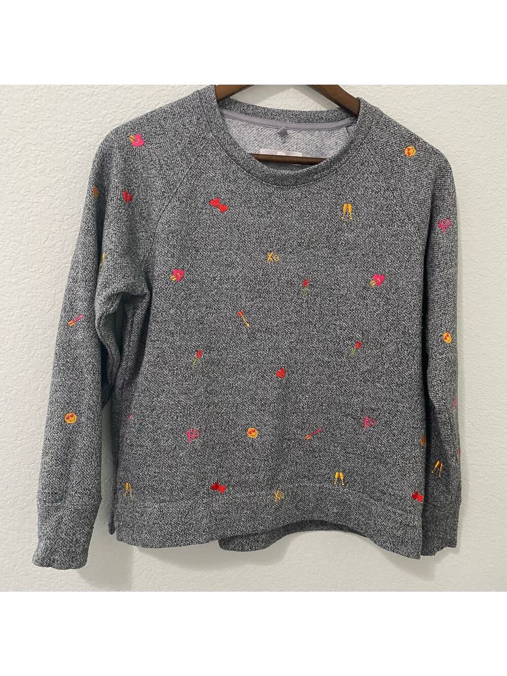 Lou & Grey LOFT Gray Embroidered Emoji Sweatshirt Women’s XS Cropped Oversized